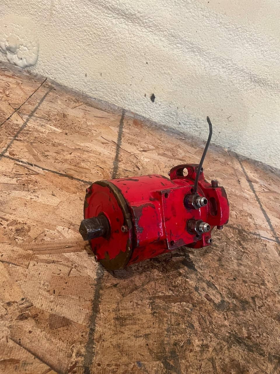 DAMCOS BRC 012 A1 Hydraulic Double-Acting Balanced Rotary Actuator 051-4252
