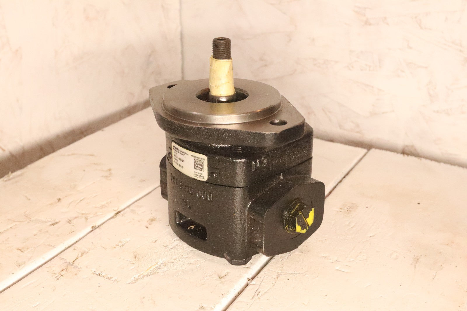 Parker Hydraulic Gear Pump P\N 7019210013 N0821-05567