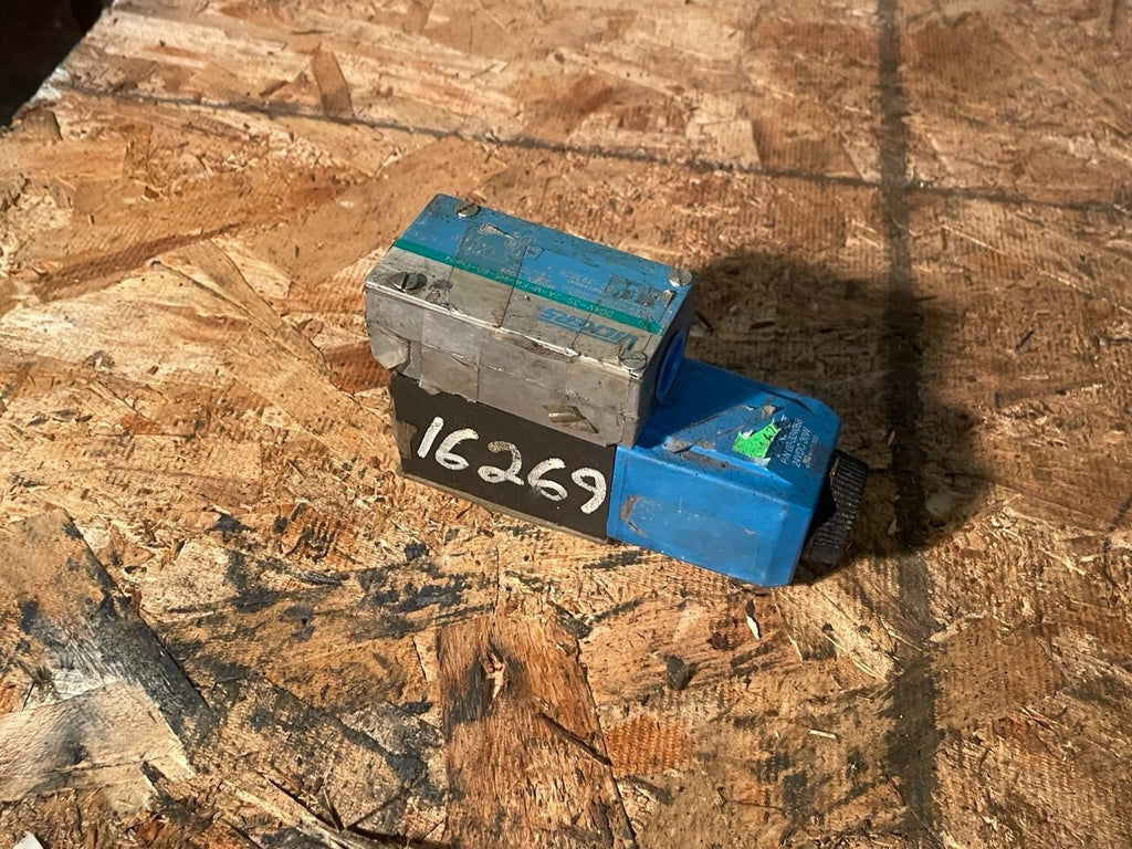 Vickers DG4V-3S-2A-M-FW-H5-60-EN614 Solenoid Valve
