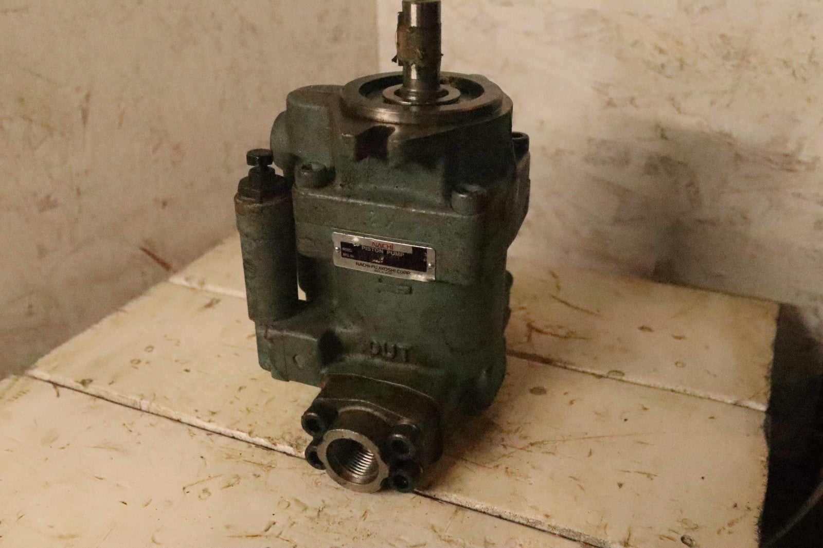 NACHI PVS-1B/ 22N3-E13 Variable Displacement Piston Pump