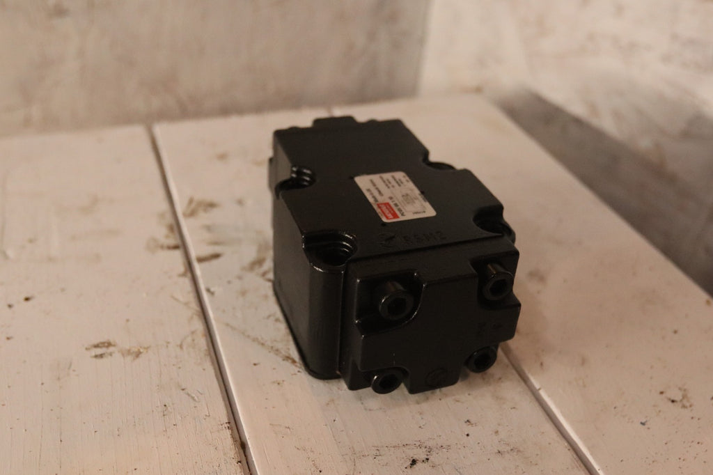 Vickers PCGV 8A 1 10 check valve by Danfoss