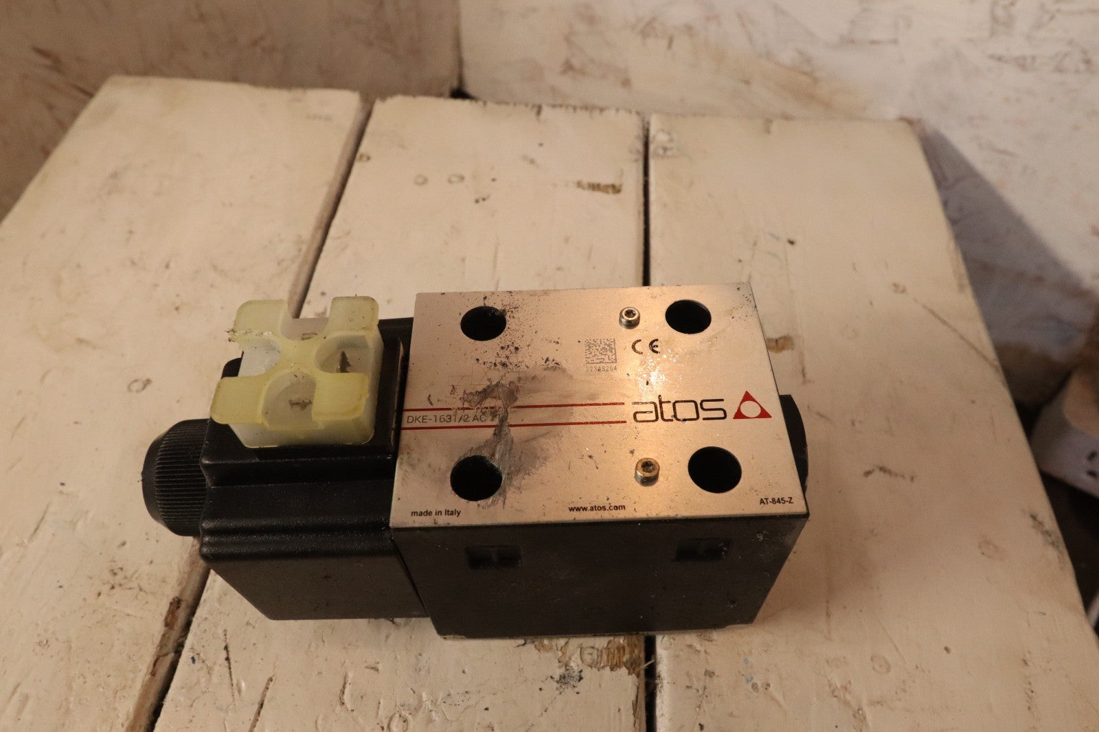 ATOS DKE-1631/2 AC 27 Solenoid directional valves