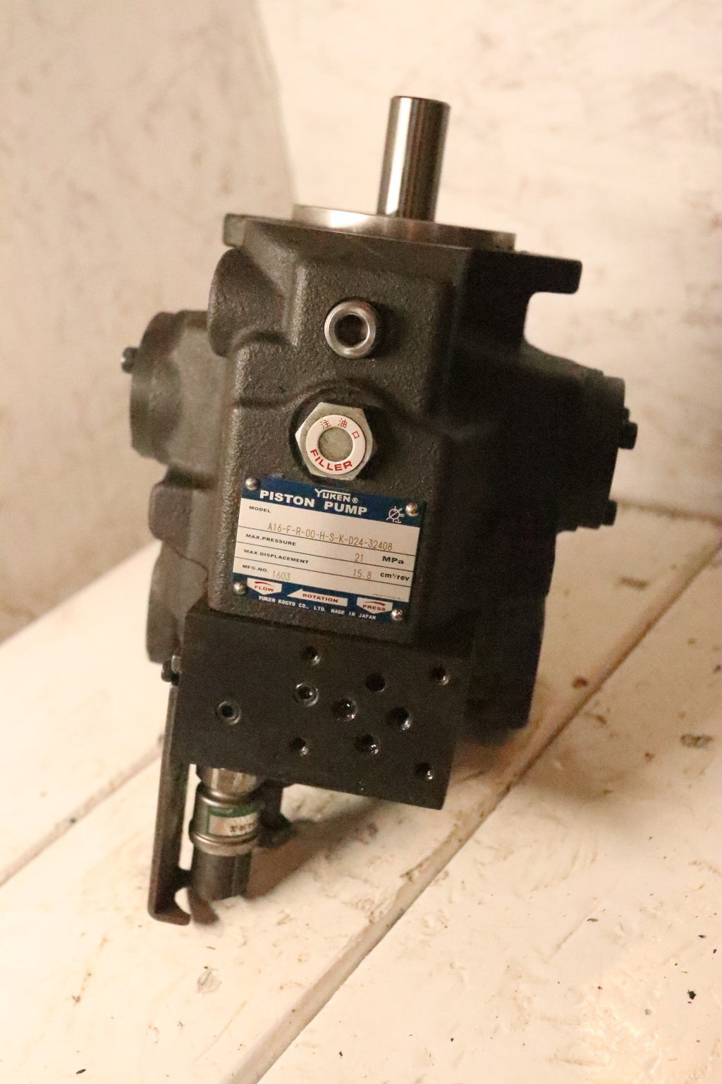 Yuken piston pump A16-F-R-00-H-S-K-D24-32408