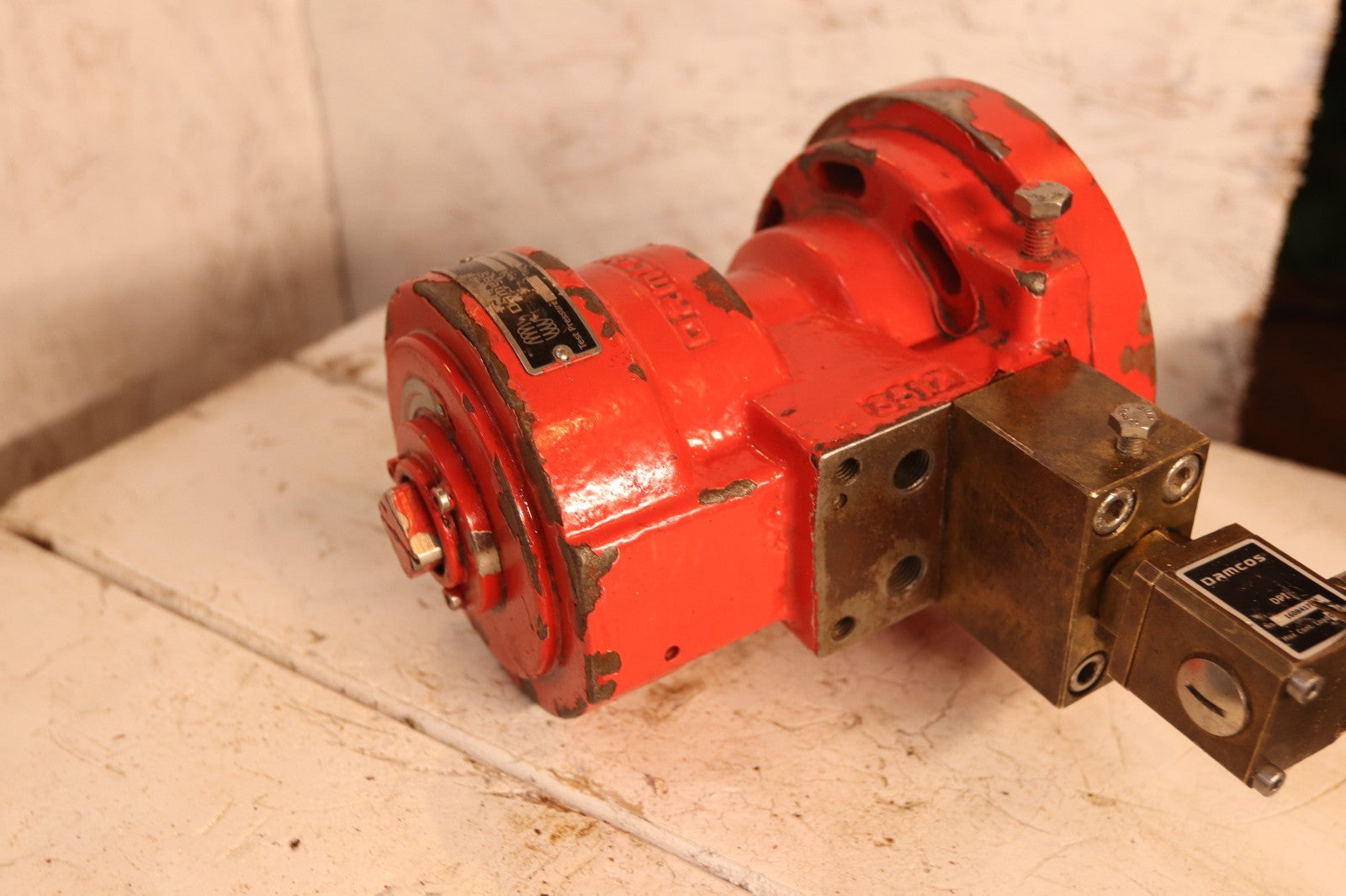 Damcos BRC-500-B1 Hydraulic Double-acting Balanced Rotary Actuator 160N1099