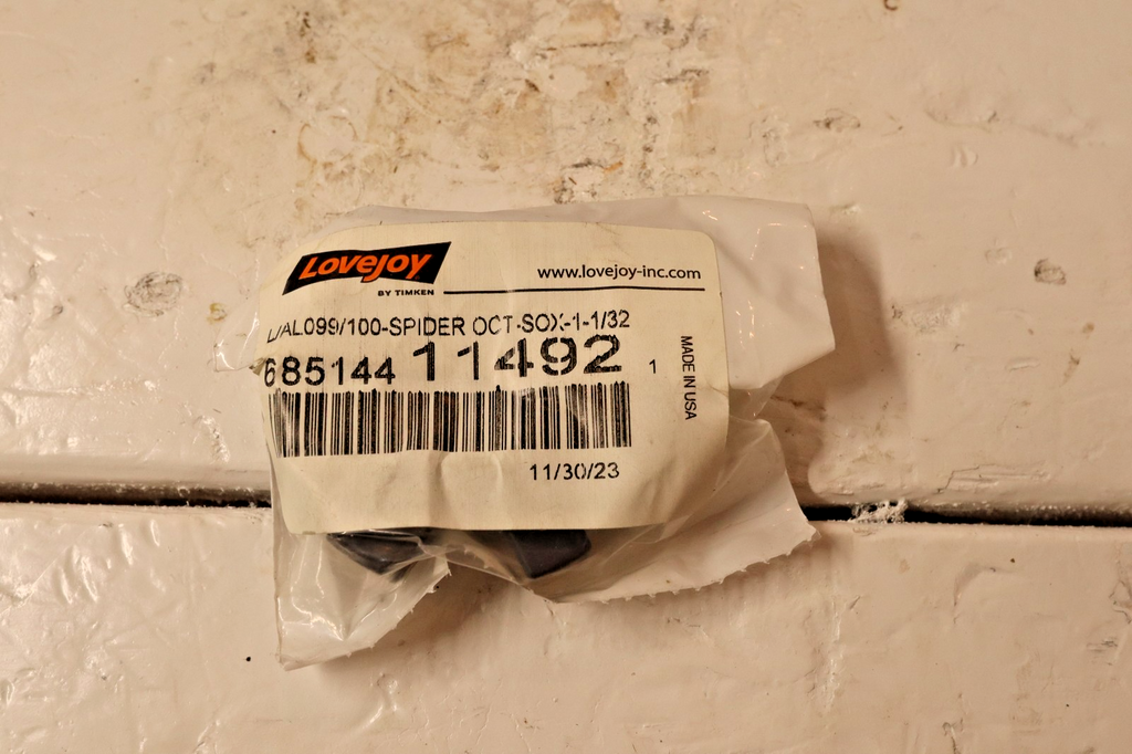 Lovejoy L-099-L-100 spider coupling Insert Black open center