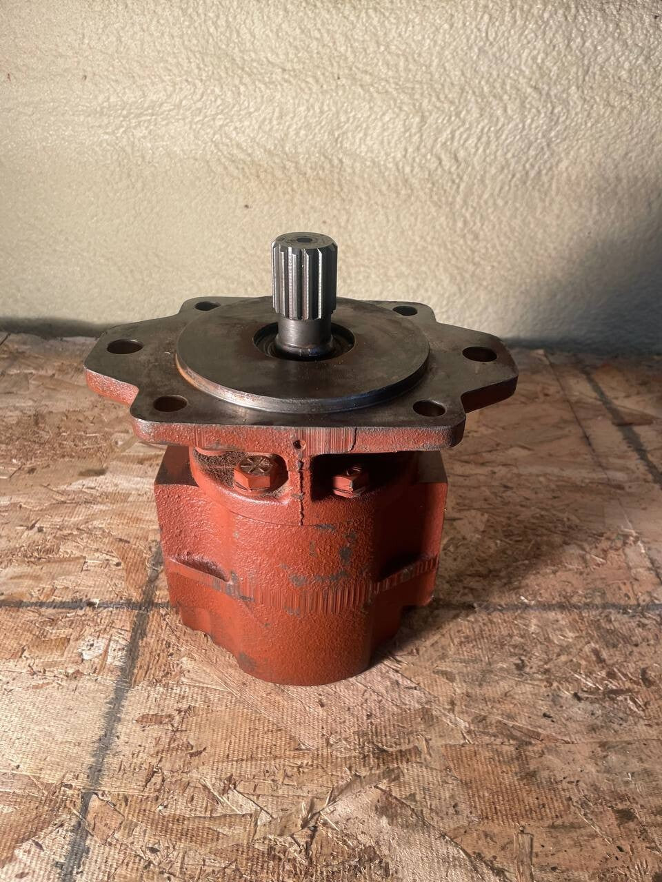 Geartek D series Rebuilt Hydraulic Gear Motor D35L-1C