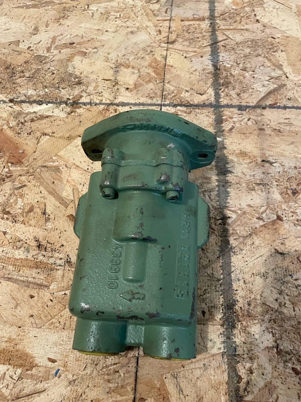 Rickmeier Fuel Pump With Integrated Pressure Control Valve 25/20 FL-M-D8-SO