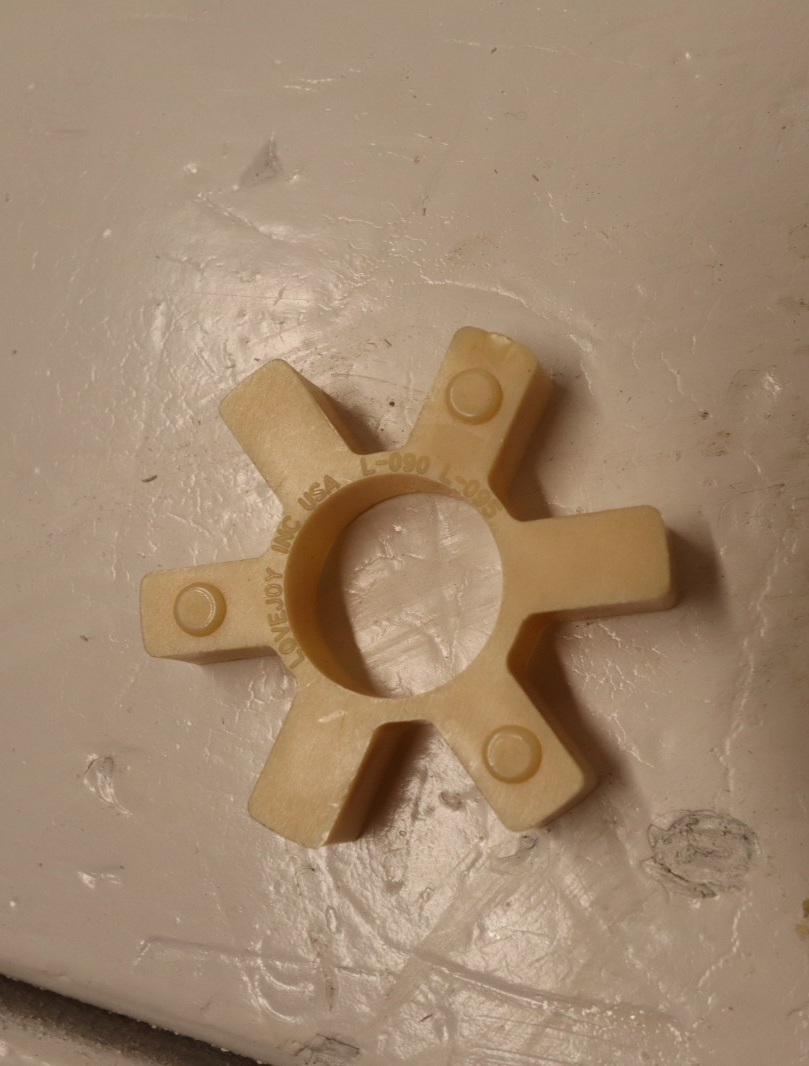 Lovejoy L-090/95 Nitrile (Buna-N) spider coupling insert open center