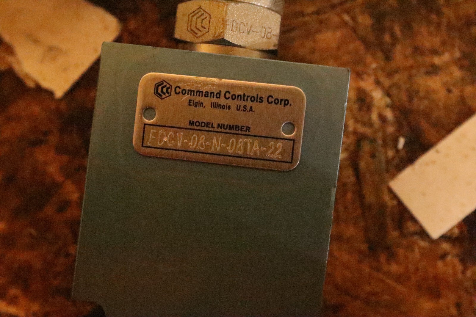 FLOW DIVIDER/COMBINER VALVE - Bucher Hydraulics - FDCV-08-N-08TA-22