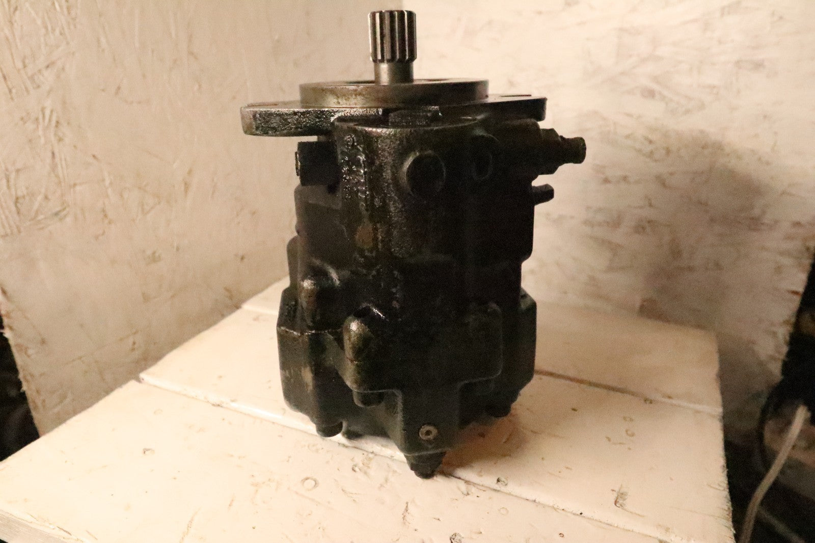 Parker Hannifin PAVC65B 2R4AP 13 X324
