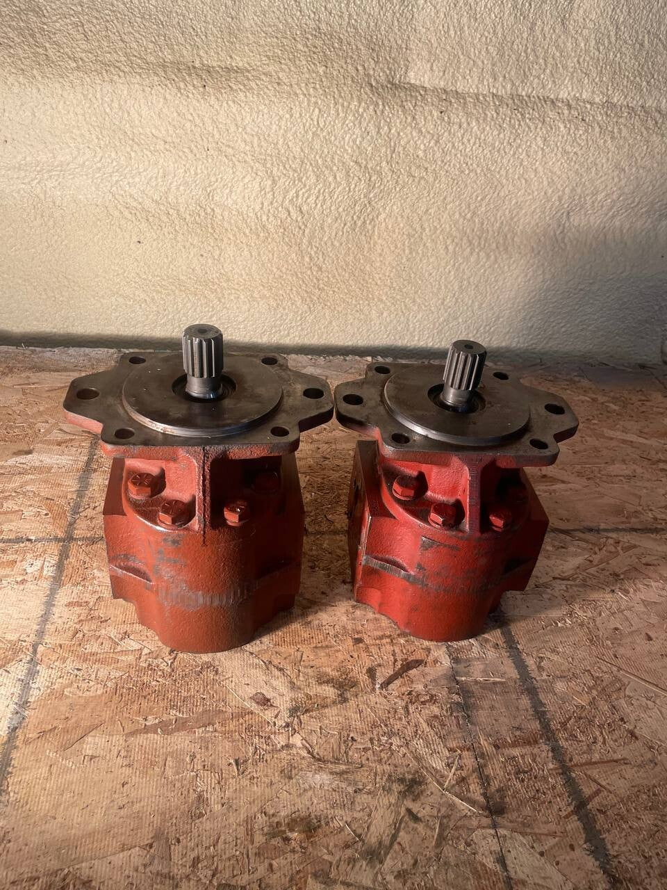 Geartek D series Rebuilt Hydraulic Gear Motor D35L-1C