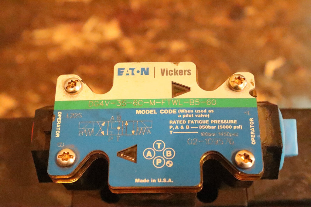 Eaton Vickers DG5V-8-S-6C-2-T-M-FTWL-B-10 Directional Control Valve
