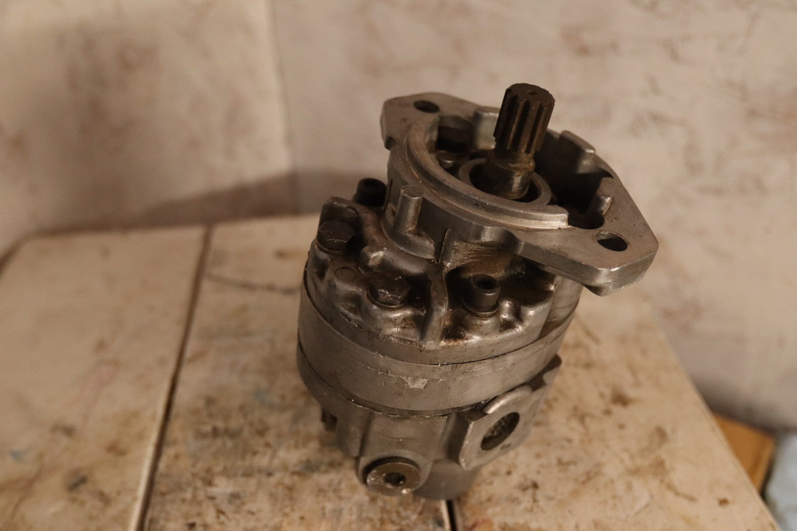 Parker Hannifin H49B1T2-AA-17560DS Aluminum H-Series