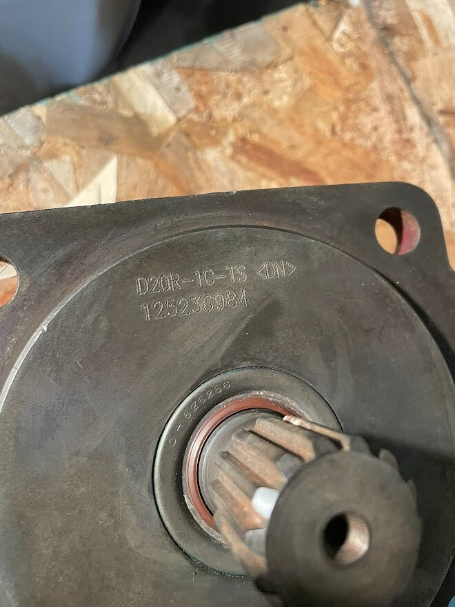 Geartek D series Rebuilt Hydraulic Gear Motor D30R-1C
