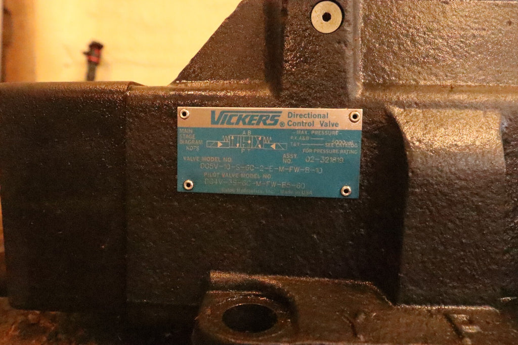Vickers Eaton Danfoss Directional Control Valve dg5v-10-s-6c-2-e-m-fw-b-10