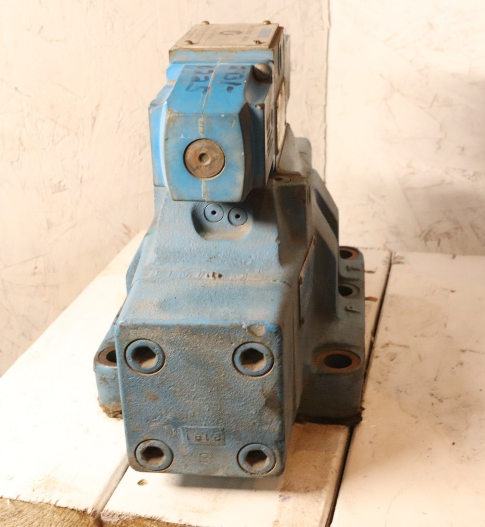Vickers Directional Control Valve DG5S4 102C T WB 80