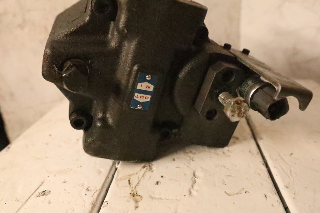 Yuken piston pump A16-F-R-00-H-S-K-D24-32408