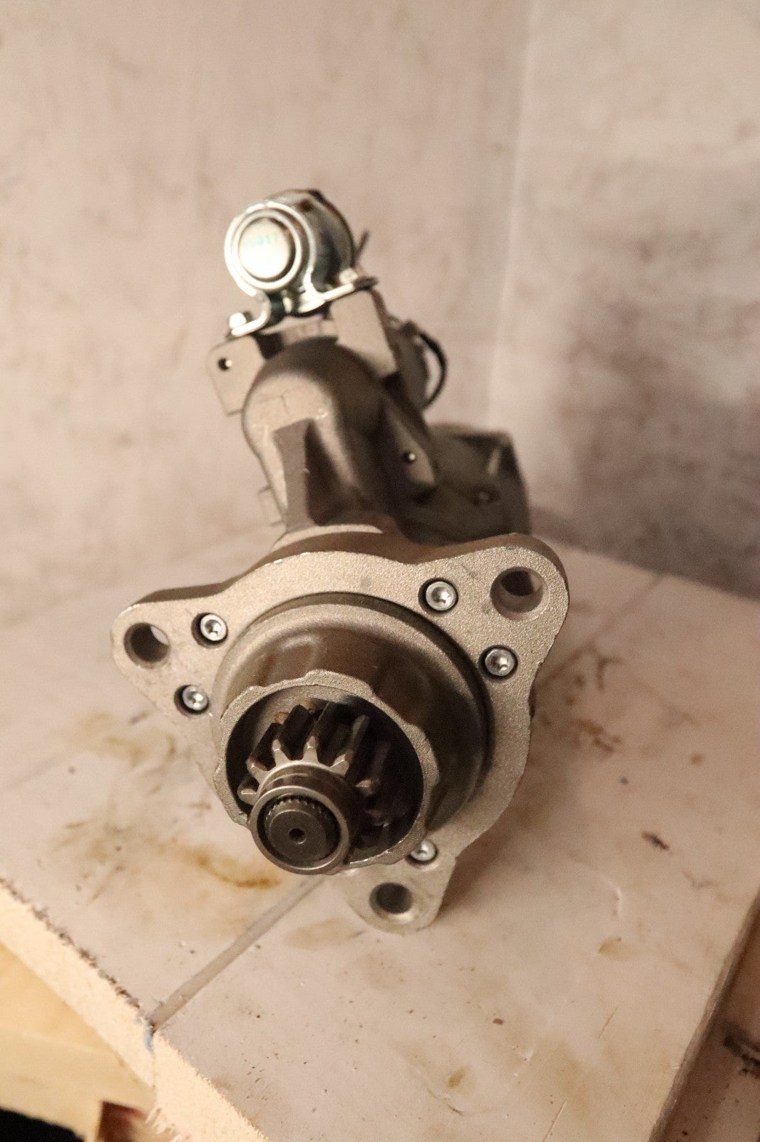Delco Remy 8300084 alternator