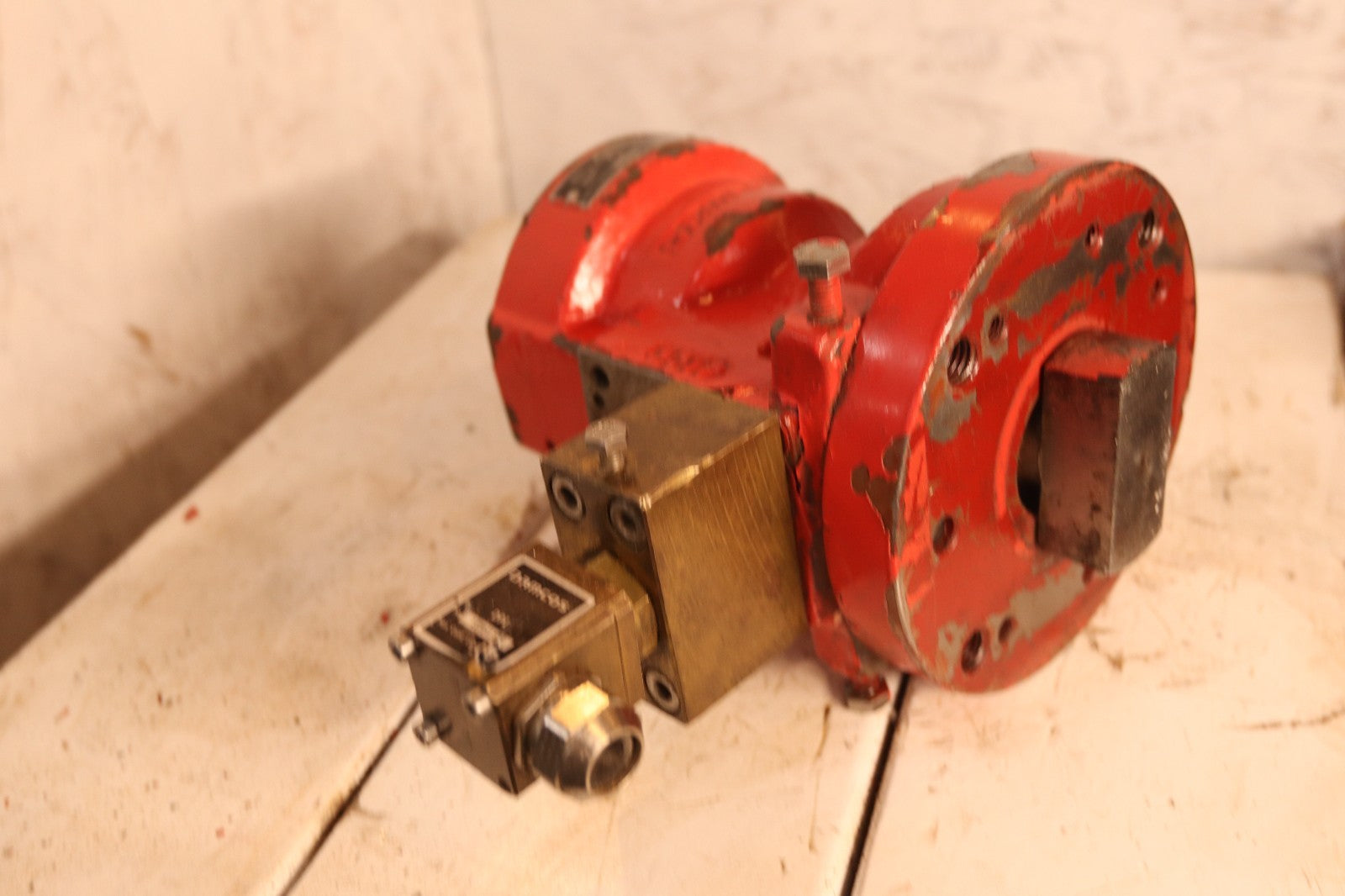 Damcos BRC-500-B1 Hydraulic Double-acting Balanced Rotary Actuator 160N1099