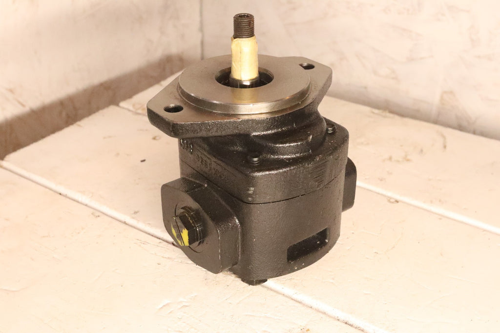 Parker Hydraulic Gear Pump P\N 7019210013 N0821-05567