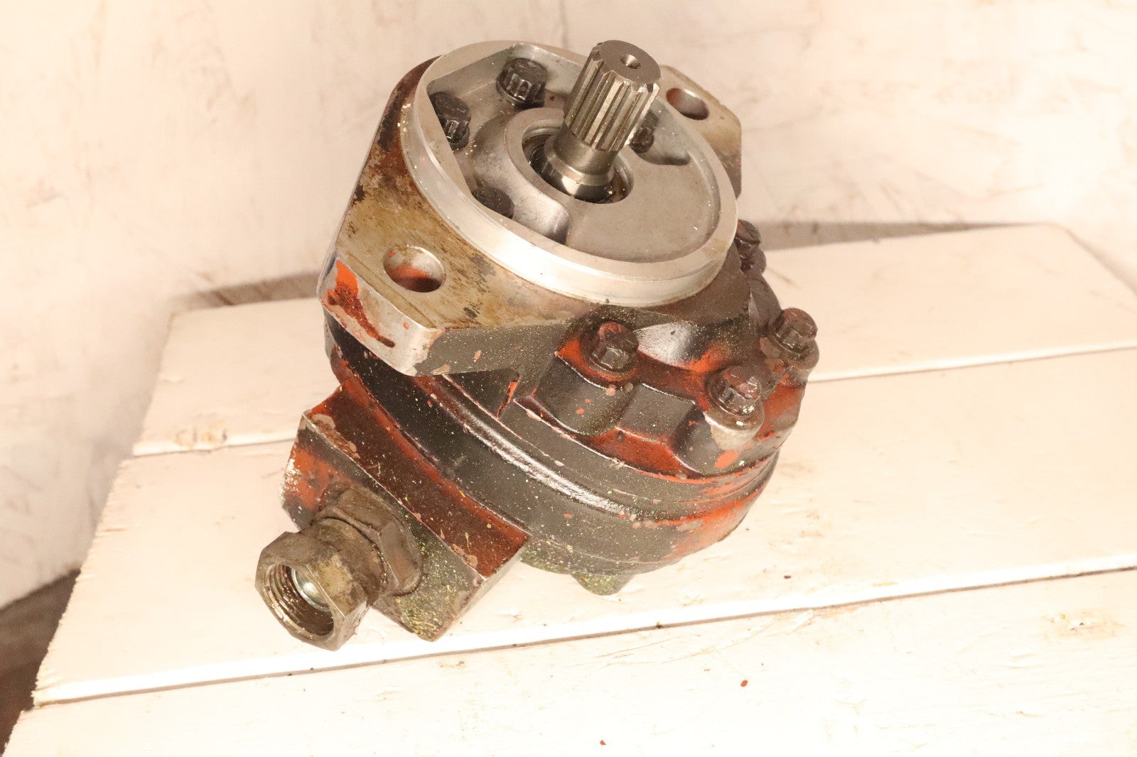 Eaton/Cessna 25503-LSC - Hydraulic Pump *core*