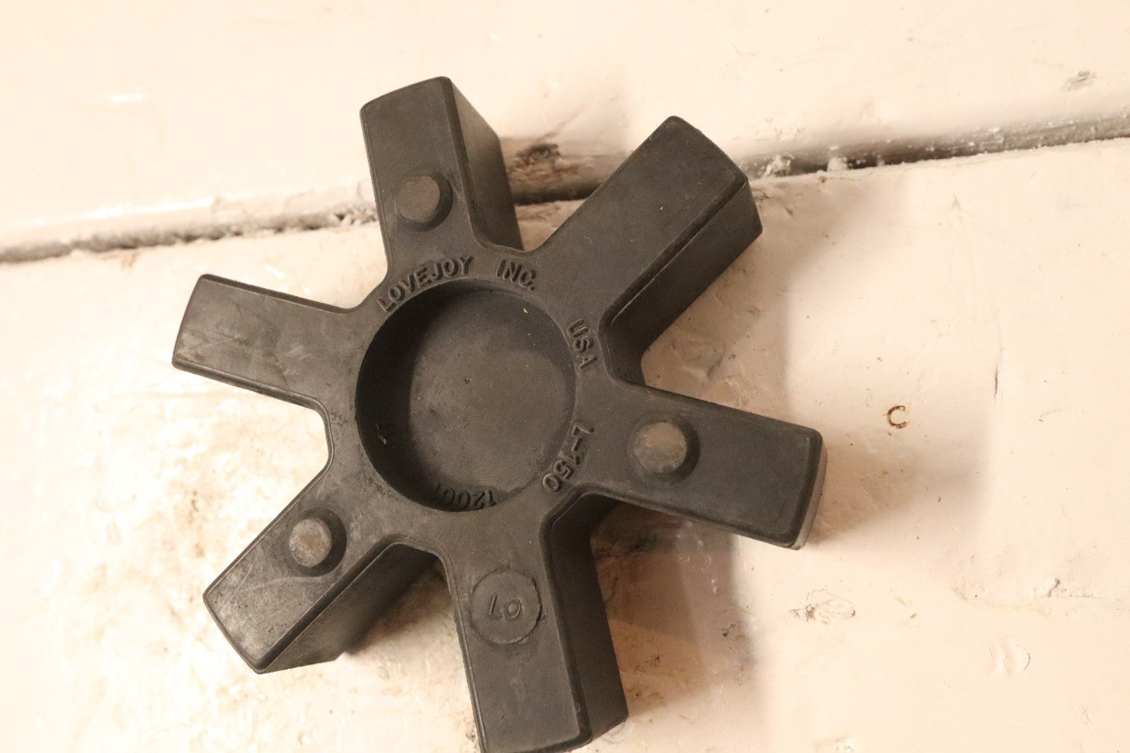 Lovejoy L-150 spider SOX (NBR) coupling Insert Black open center