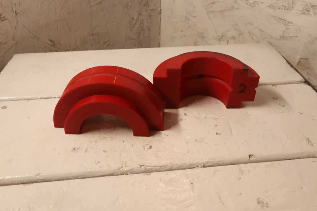 Redwood Plastics SAF 515 Split-Block Bearing Housings R-36204 750 Red