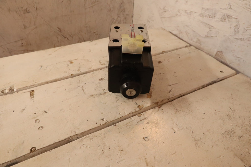ATOS DKE-1631/2 AC 27 Solenoid directional valves