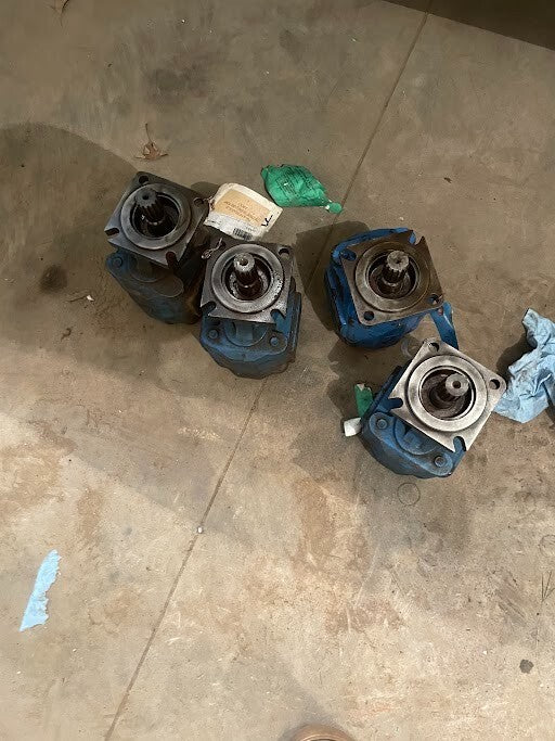 Permco rebuilt hydraulic gear motor M5100A831IDZA20-6