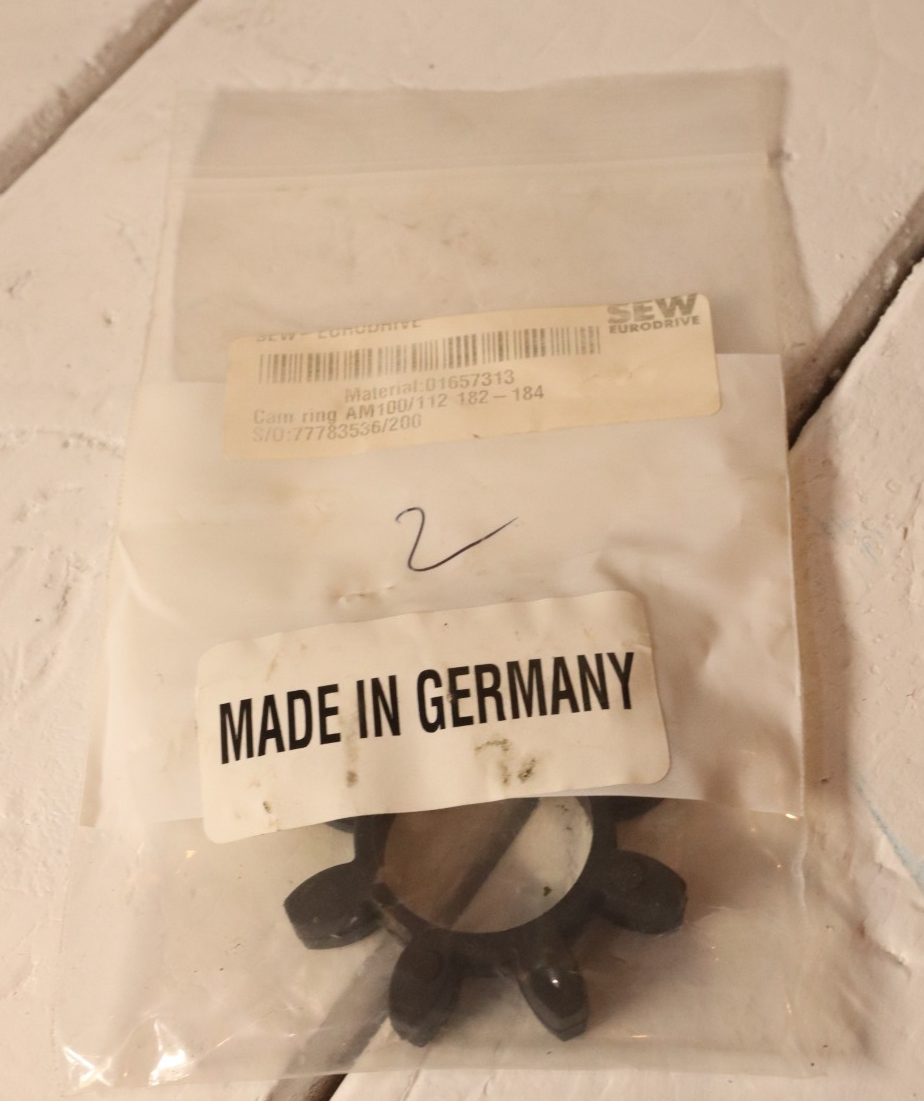 NEW SEW EURODRIVE 01657313 Spider Type Agitator CAM Ring AM100/112/182/184