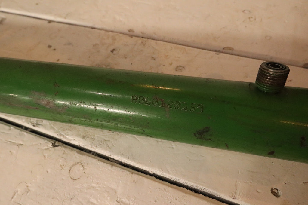 John Deere AHC16955 Boom Hydraulic Cylinder 'for rebuild'