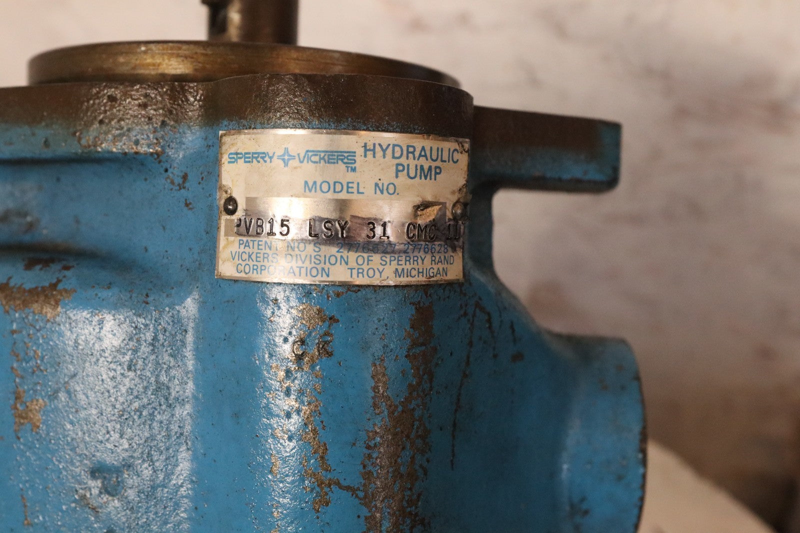 Vickers PVB15 LSY 31 CMC 11 Hydraulic Pump