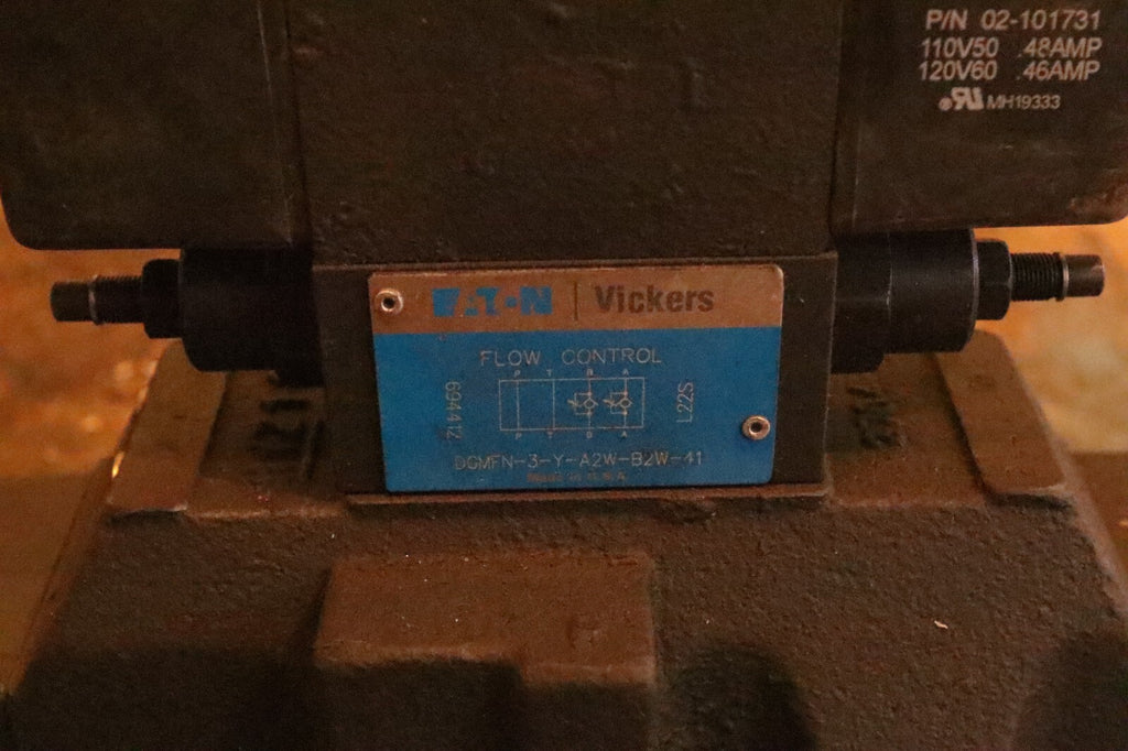 Eaton Vickers DG5V-8-S-6C-2-T-M-FTWL-B-10 Directional Control Valve
