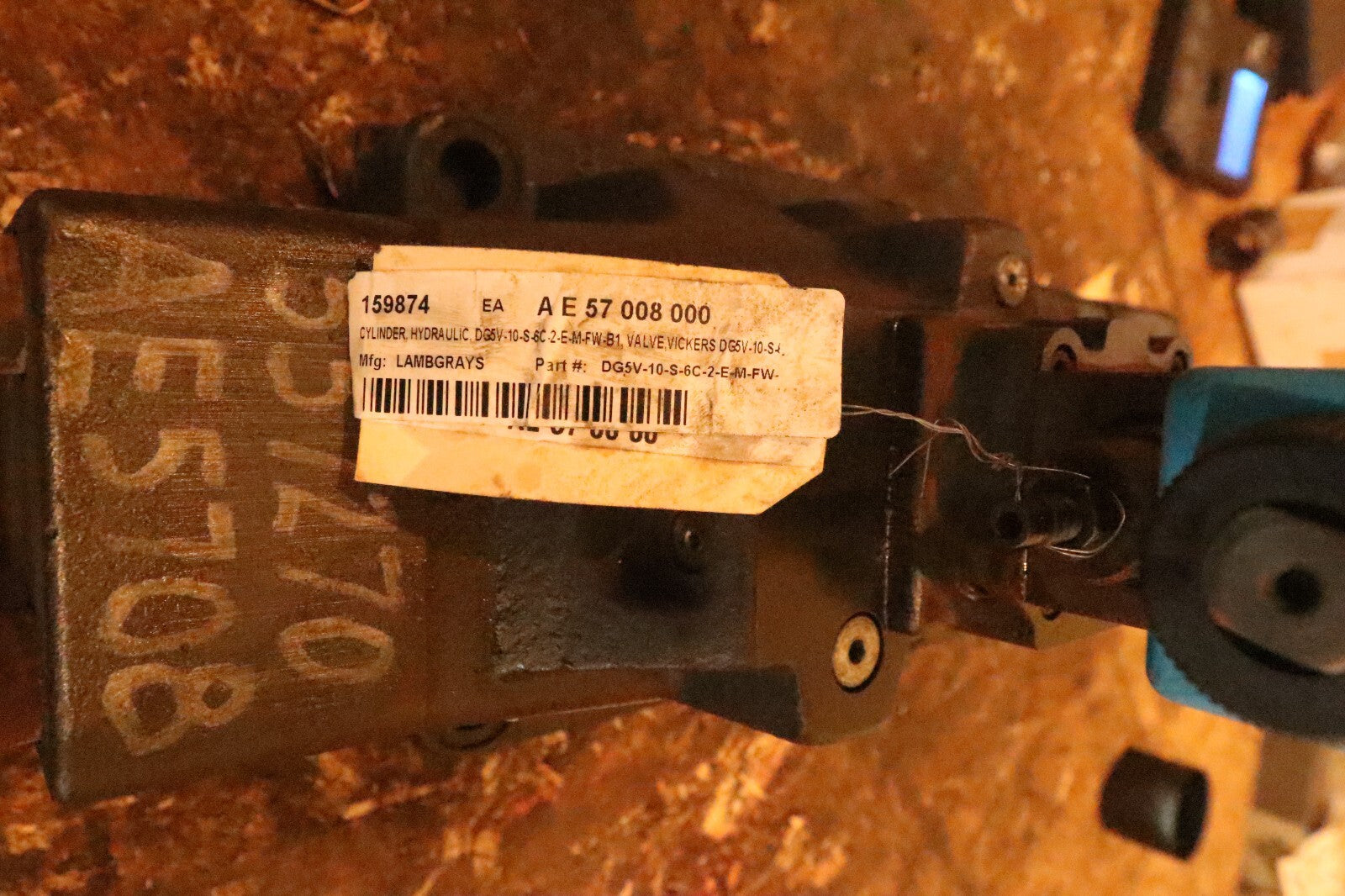 Vickers Eaton Danfoss Directional Control Valve dg5v-10-s-6c-2-e-m-fw-b-10