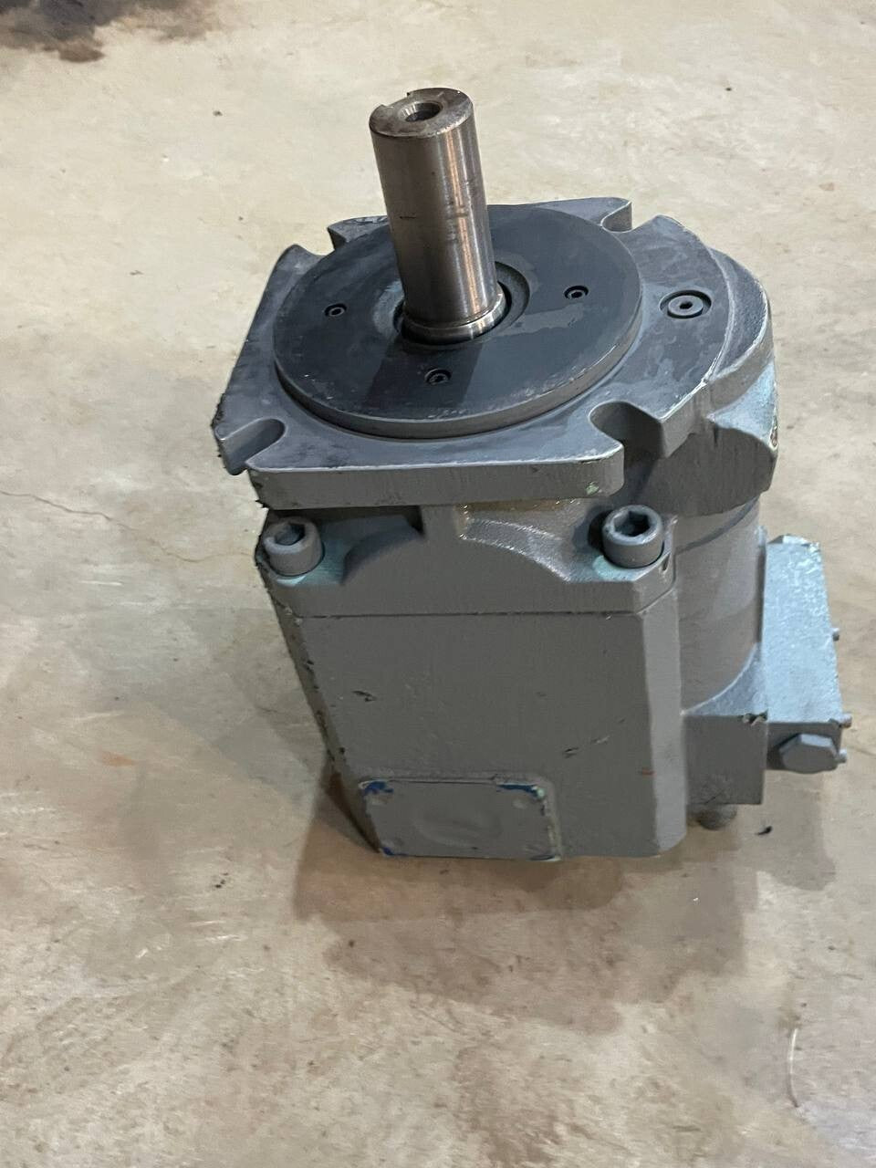 Parker PUMP AXIAL PISTON PV080R1KDS1N HYDRAULIC PUMP