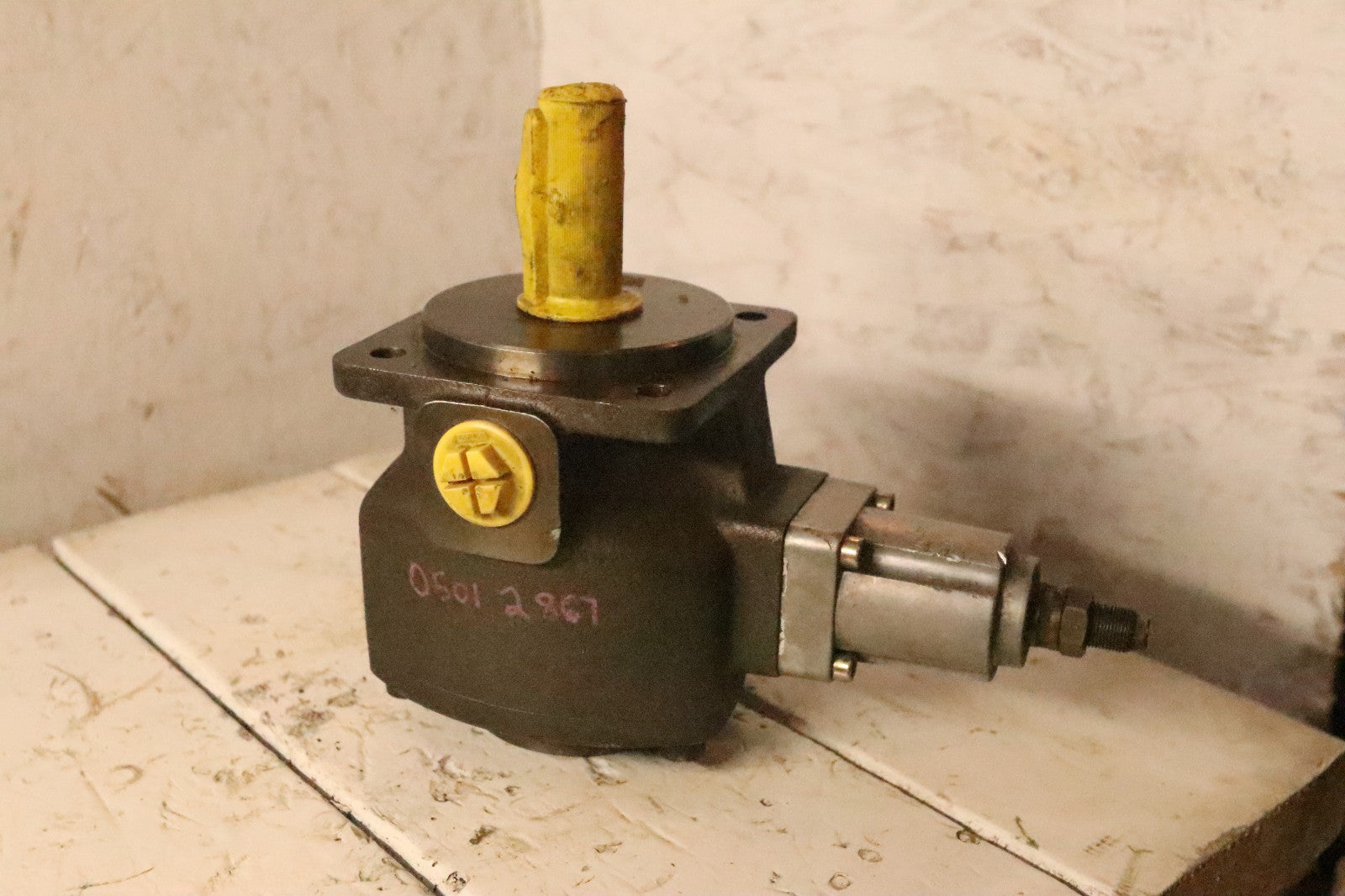 Rexroth Hydraulic Variable Vane Pump PV7-20/20-20RA01MA0-10