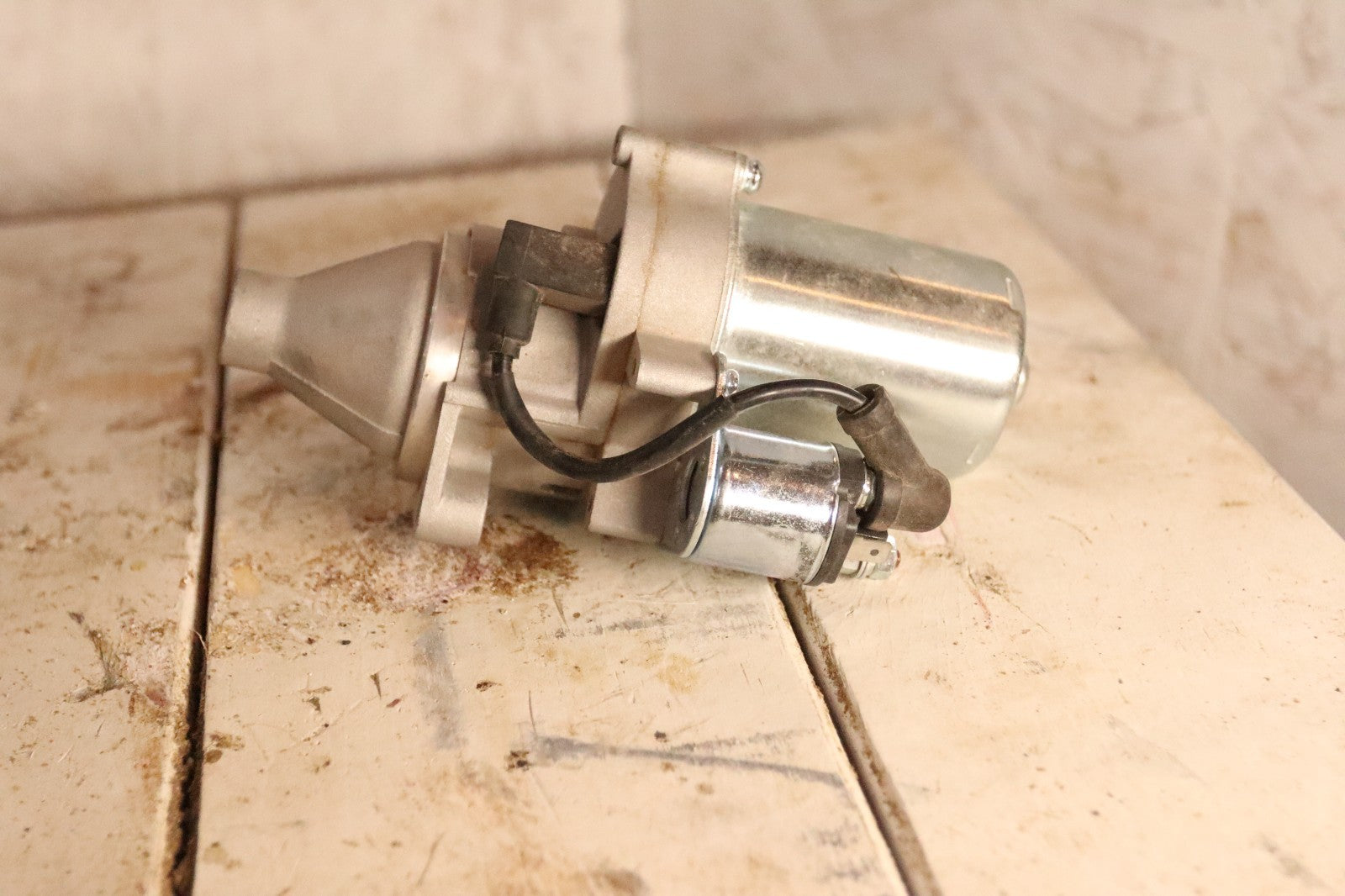 NEW OPEN BOX KOHLER ENGINE STARTER MOTOR FOR 1709811