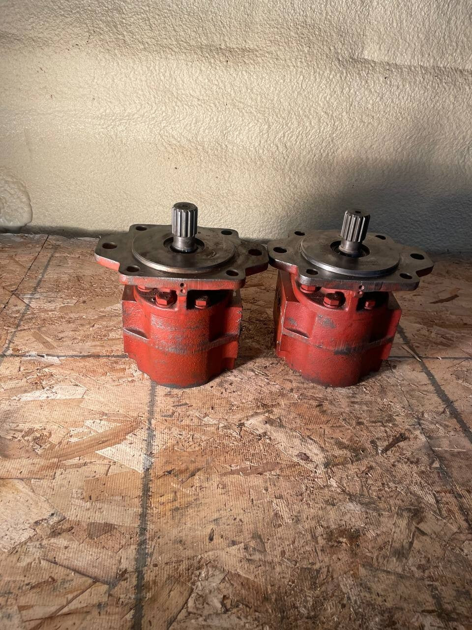 Geartek D series Rebuilt Hydraulic Gear Motor D30R-1C
