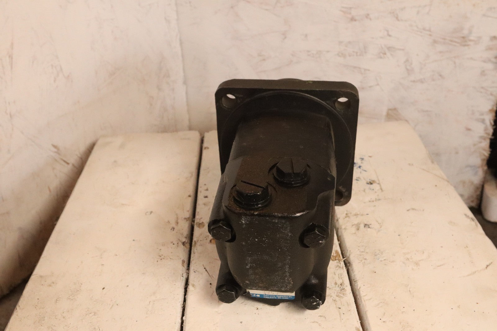 Eaton Char-Lynn 26 9 105 1111 006