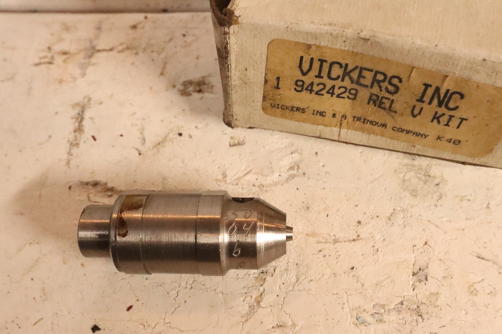 New OEM Vickers 1 942429 Relief Valve Kit