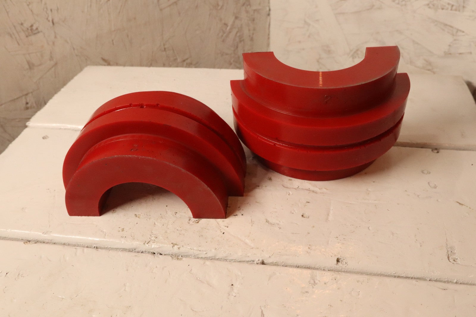 Redwood Plastics SAF 517 Split-Block Bearing Housings R-36205 750 Red