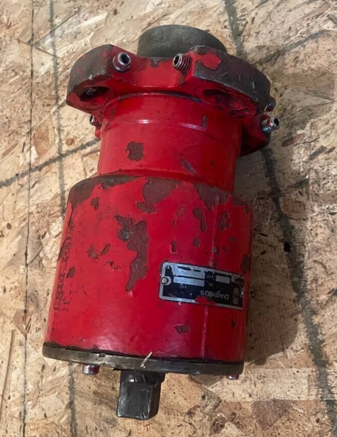 DAMCOS BRC 012 A1 Hydraulic Double-Acting Balanced Rotary Actuator 051-4252