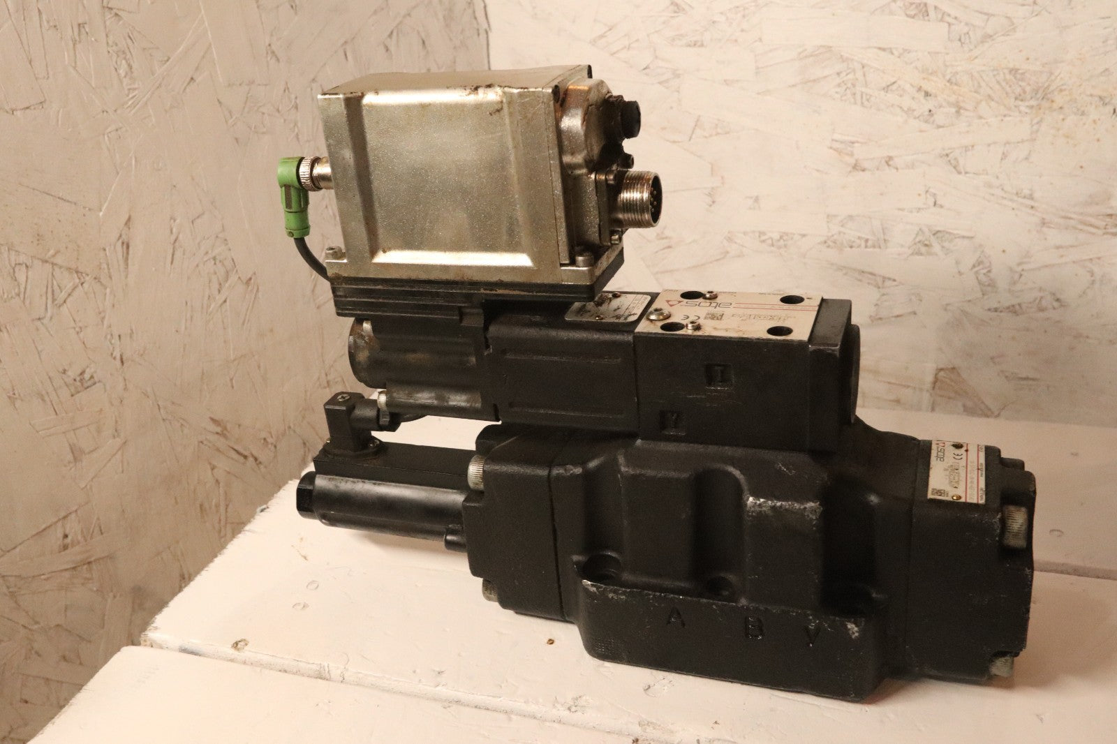 ATOS Proportional Valve DPZO-LEB-SN-NP-270-L5 10 Hydraulic Control Valve